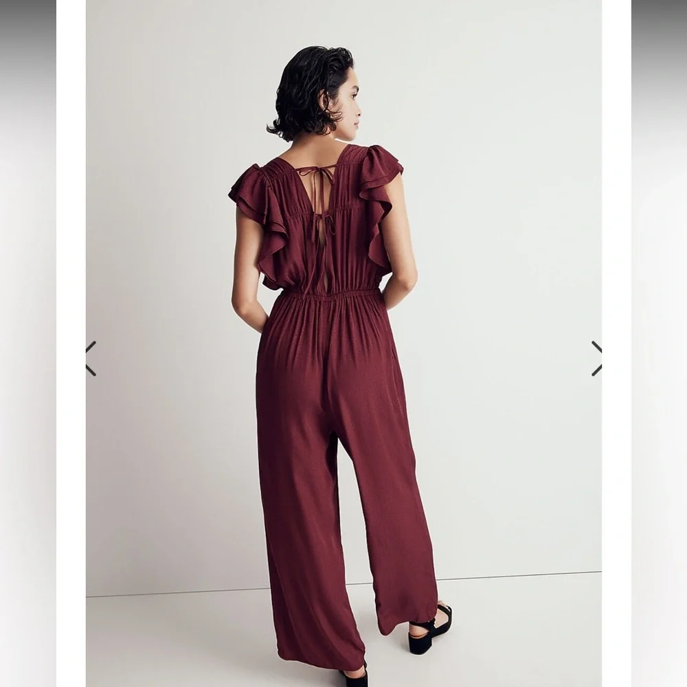 NEW • Madewell • Women’s Jacquard Deep-V Ruffled Jumpsuit Burgundy Red Large - Picture 3 of 5